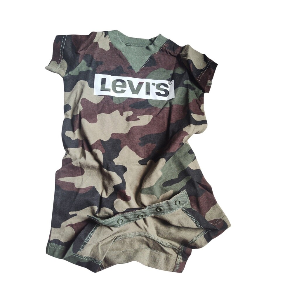 Levi's Baby Boy Camo Romper NB NWT Woodland Box Logo One-Piece Bodysuit Snap